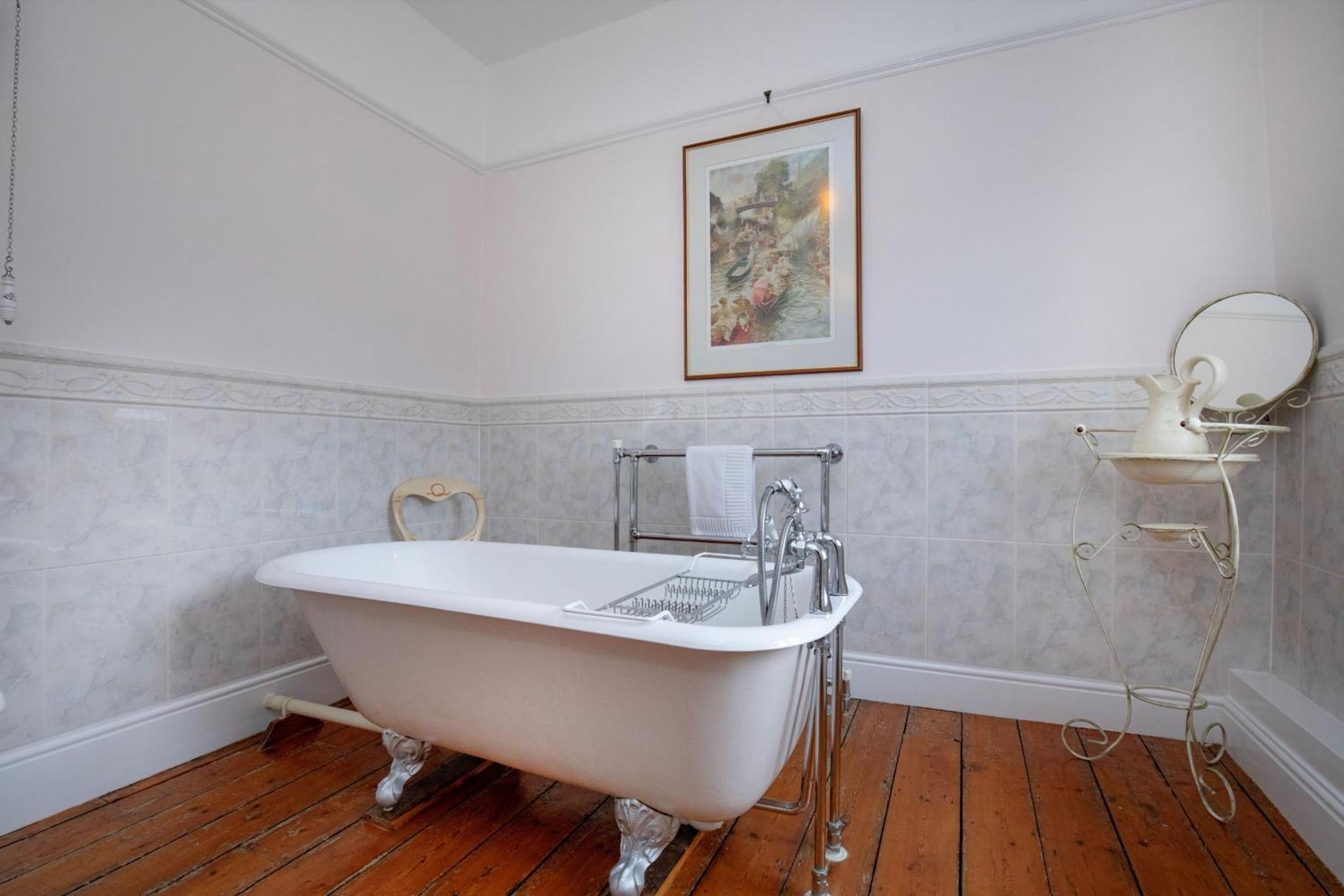 Sutton Barton Farmhouse Гонітон Екстер'єр фото